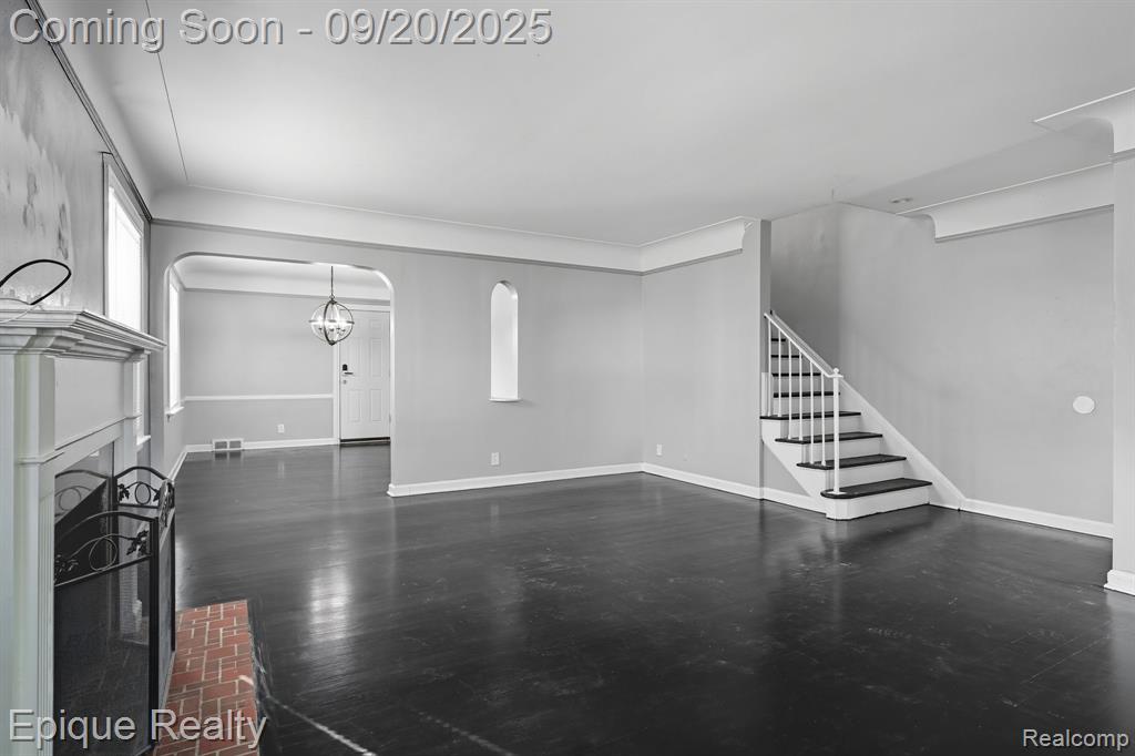 20201 Stratford Road Detroit, MI 48221 - Photo 6 of 25