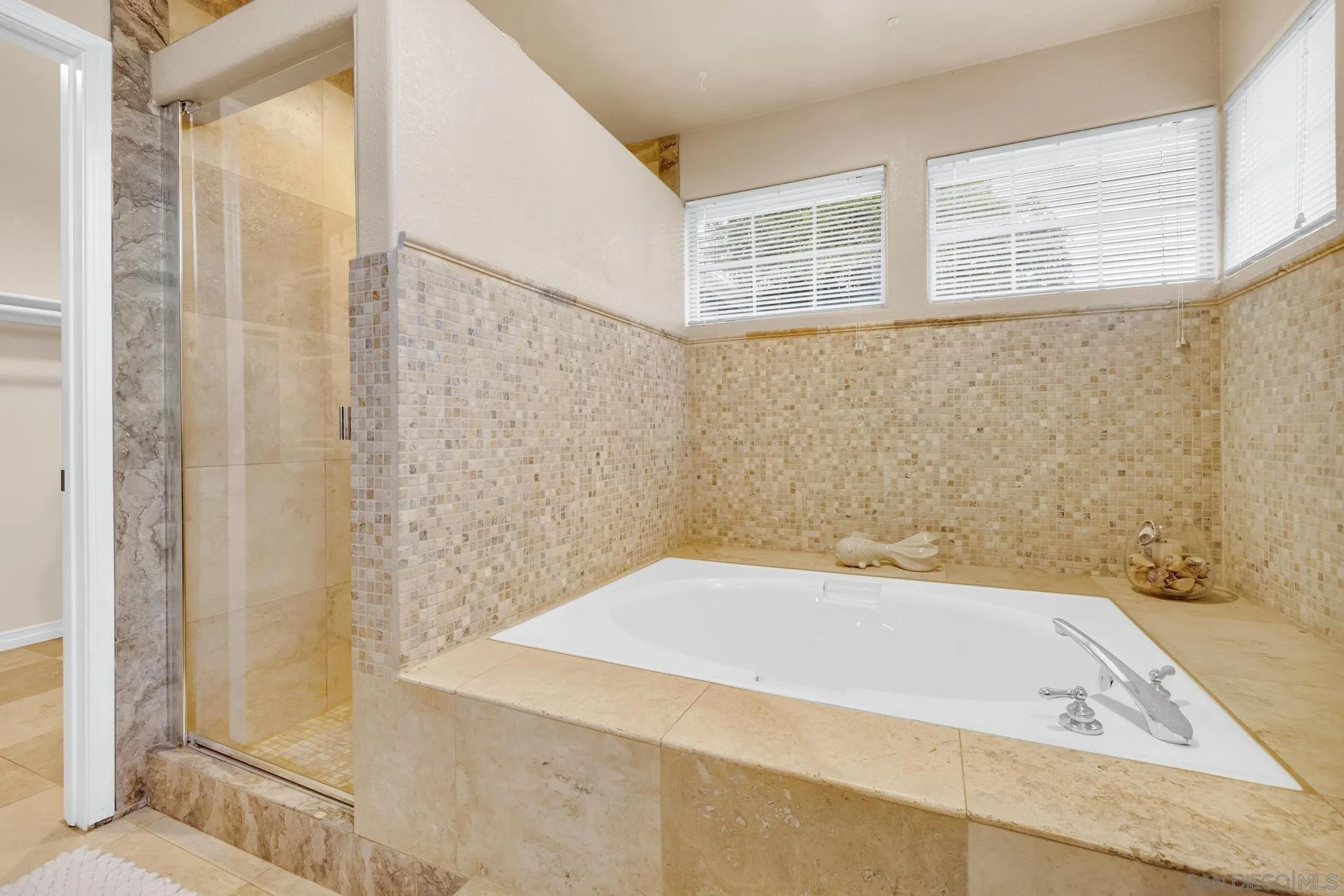 1019 Bremen Way Alpine, CA 91901 - Photo 18 of 68 a bathroom with a bathtub and shower