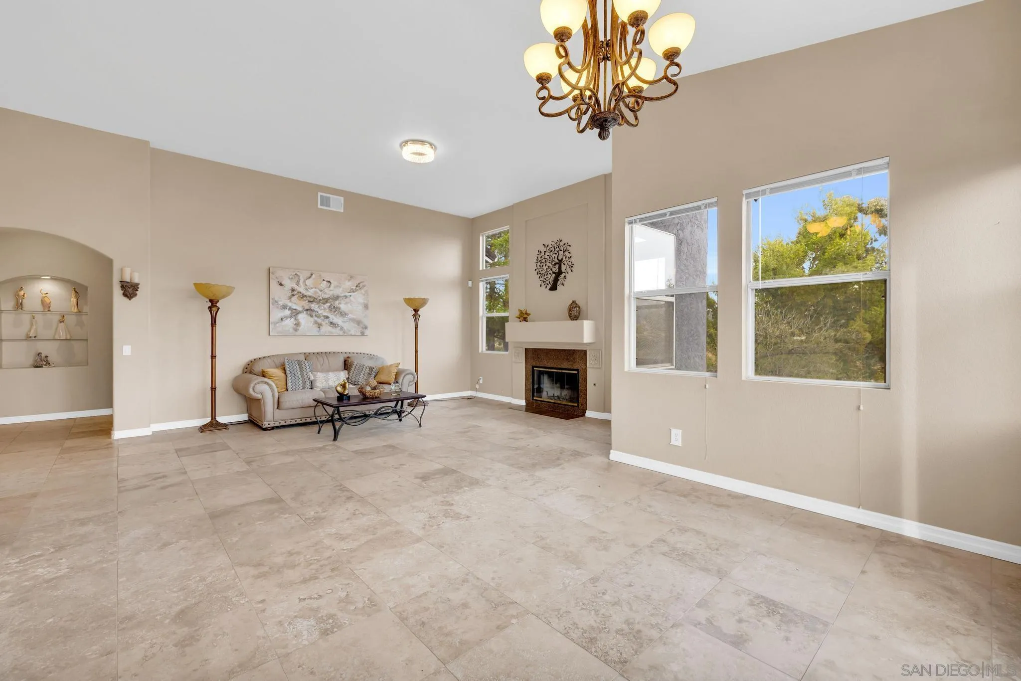 1019 Bremen Way Alpine, CA 91901 - Photo 5 of 68