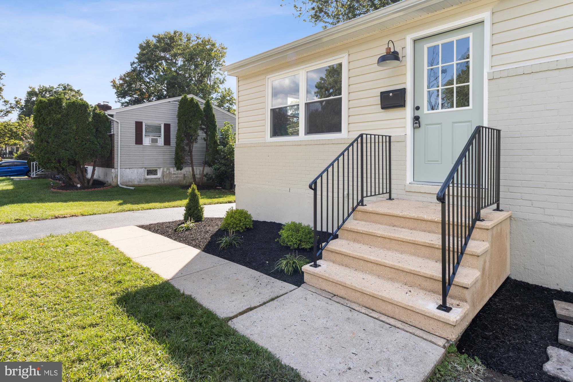 8016 Harris Avenue Parkville, MD 21234 - Photo 33 of 34 a view of a house with backyard and sitting area
