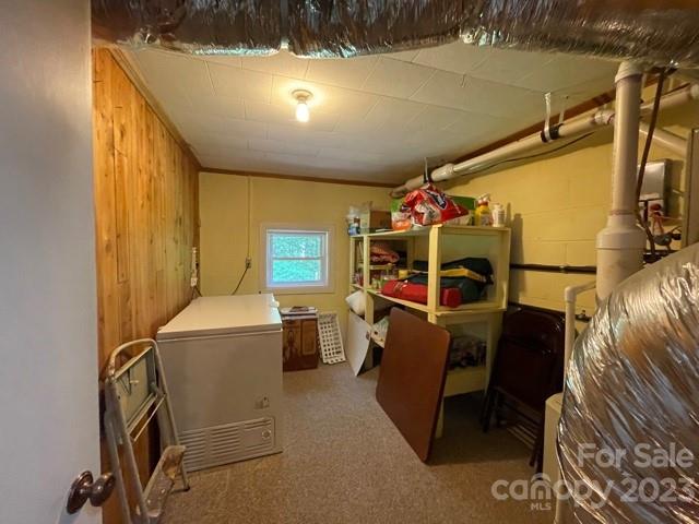 709 Green Road Rutherfordton, NC 28139 - Photo 37 of 46 a utility room with dryer and washer
