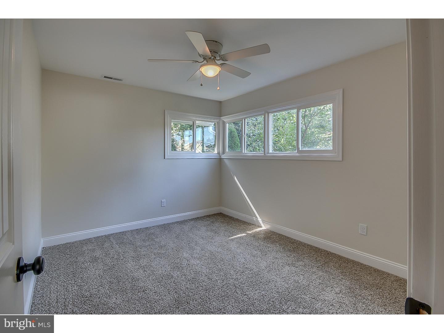 82 Hollow Road Levittown, PA 19056 - Photo 11 of 23 Gallery Image 11