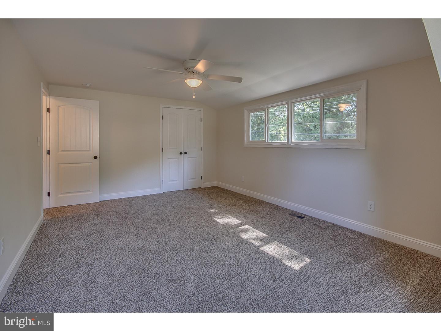 82 Hollow Road Levittown, PA 19056 - Photo 16 of 23 Gallery Image 16