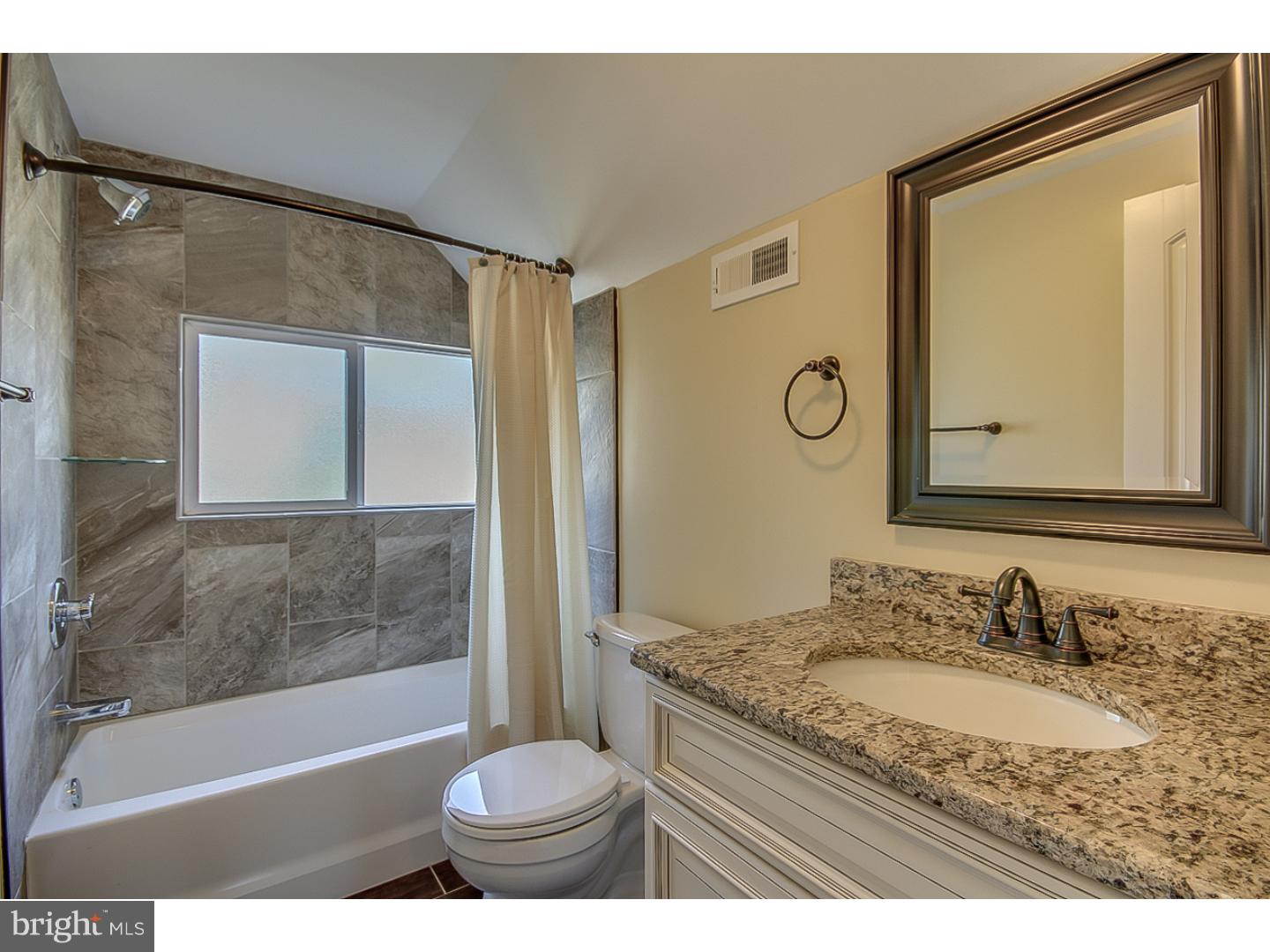82 Hollow Road Levittown, PA 19056 - Photo 21 of 23 Gallery Image 21