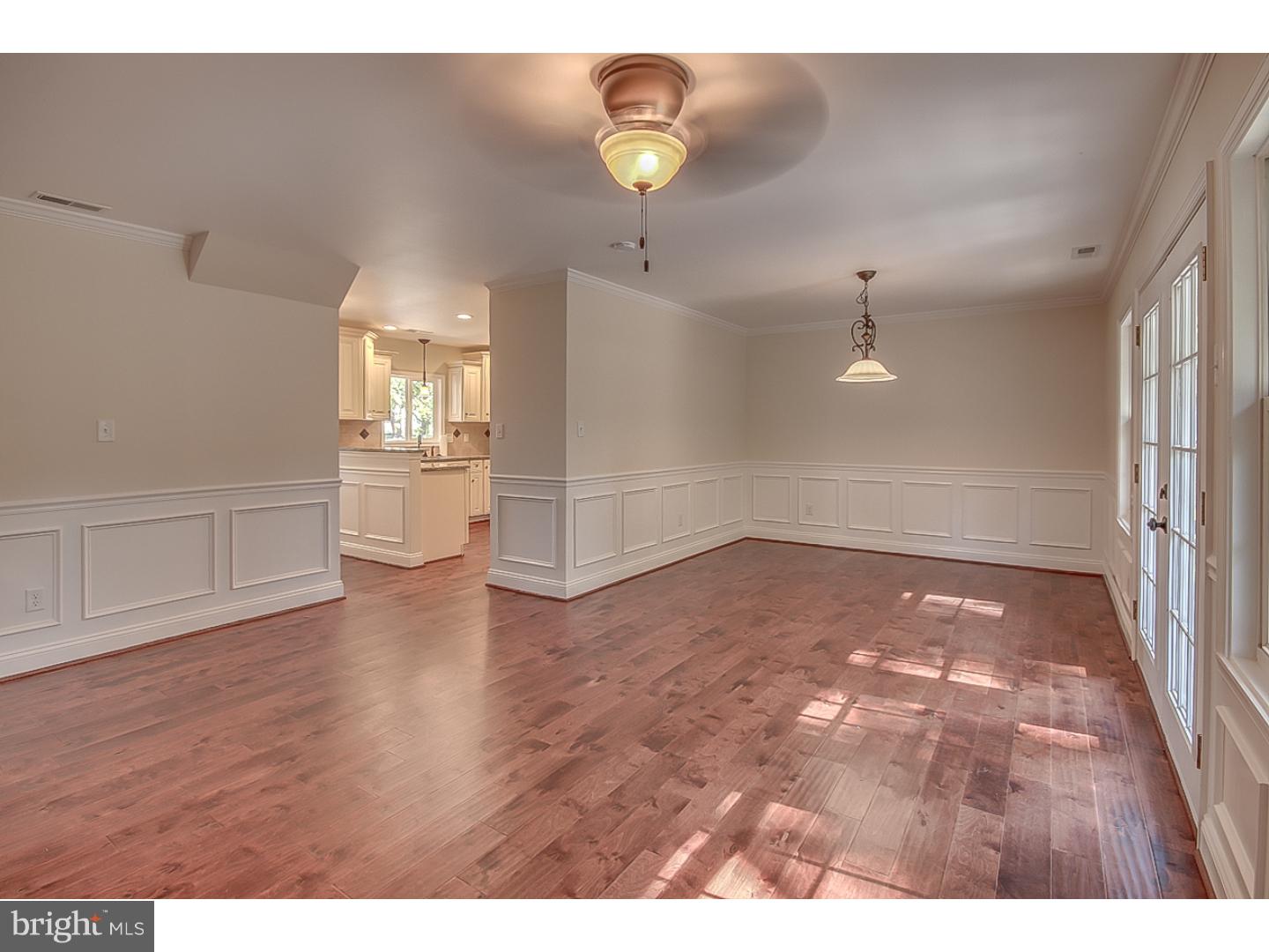 82 Hollow Road Levittown, PA 19056 - Photo 5 of 23 Gallery Image 5