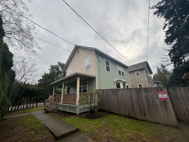 $589,900 | 3862 Southeast Ivon Street, Portland, OR 97202