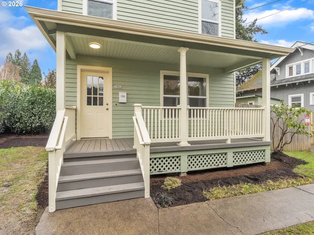 $589,900 | 3862 Southeast Ivon Street, Portland, OR 97202