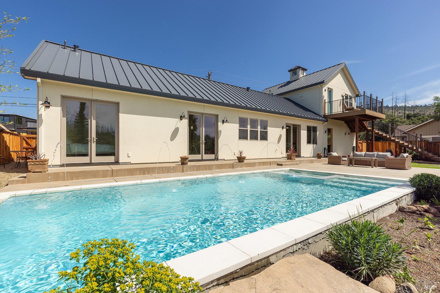 753 Sunnyside Road St. Helena, CA 94574 - Photo 48 of 55 a front view of a house with garden