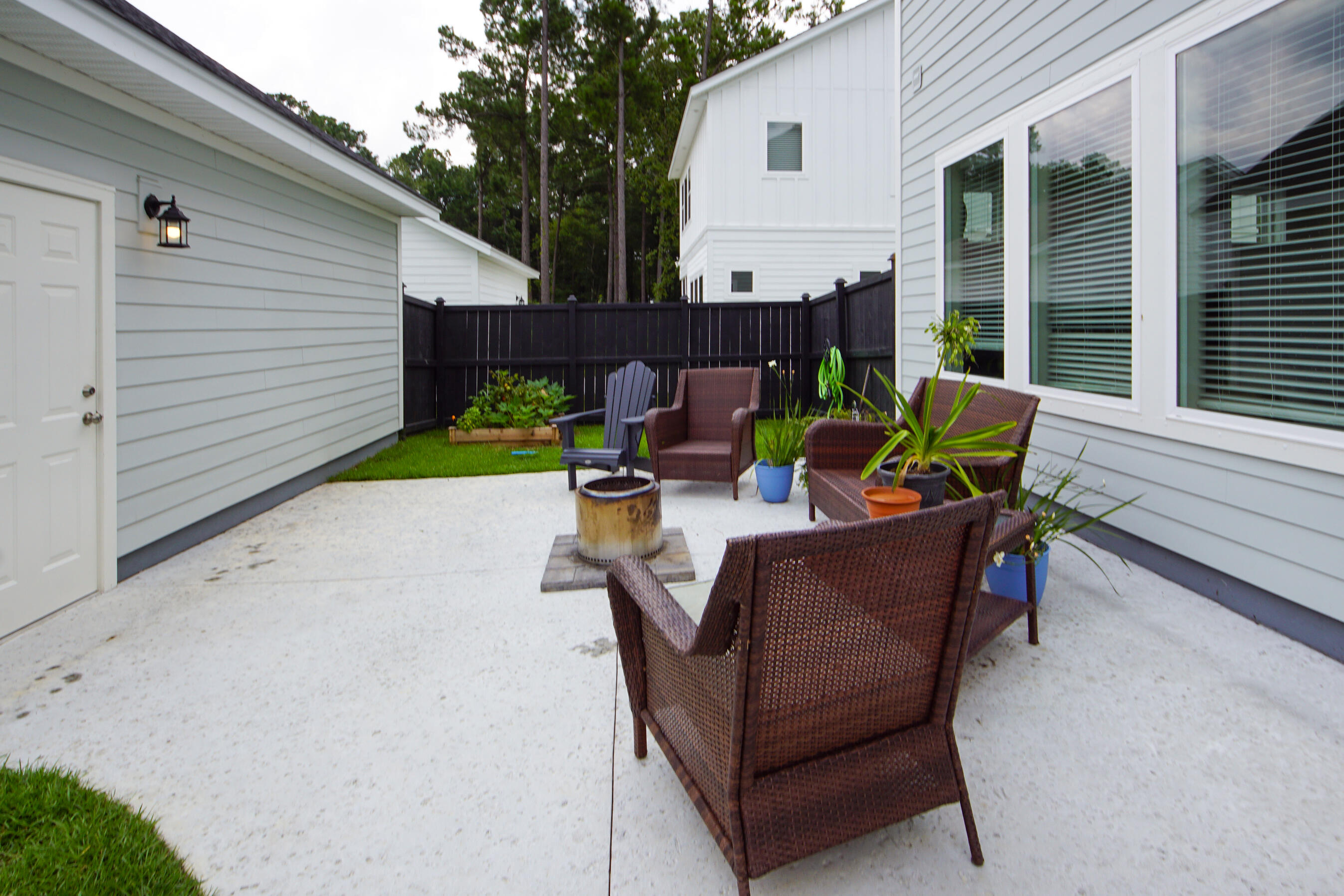 2072 Ten Point Drive Charleston, SC 29492 - Photo 34 of 50 072321 (39)