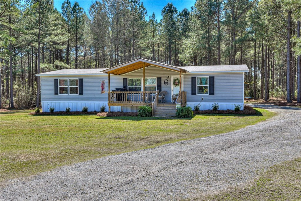 860 Youngblood Road Edgefield, SC 29824 - Photo 4 of 33