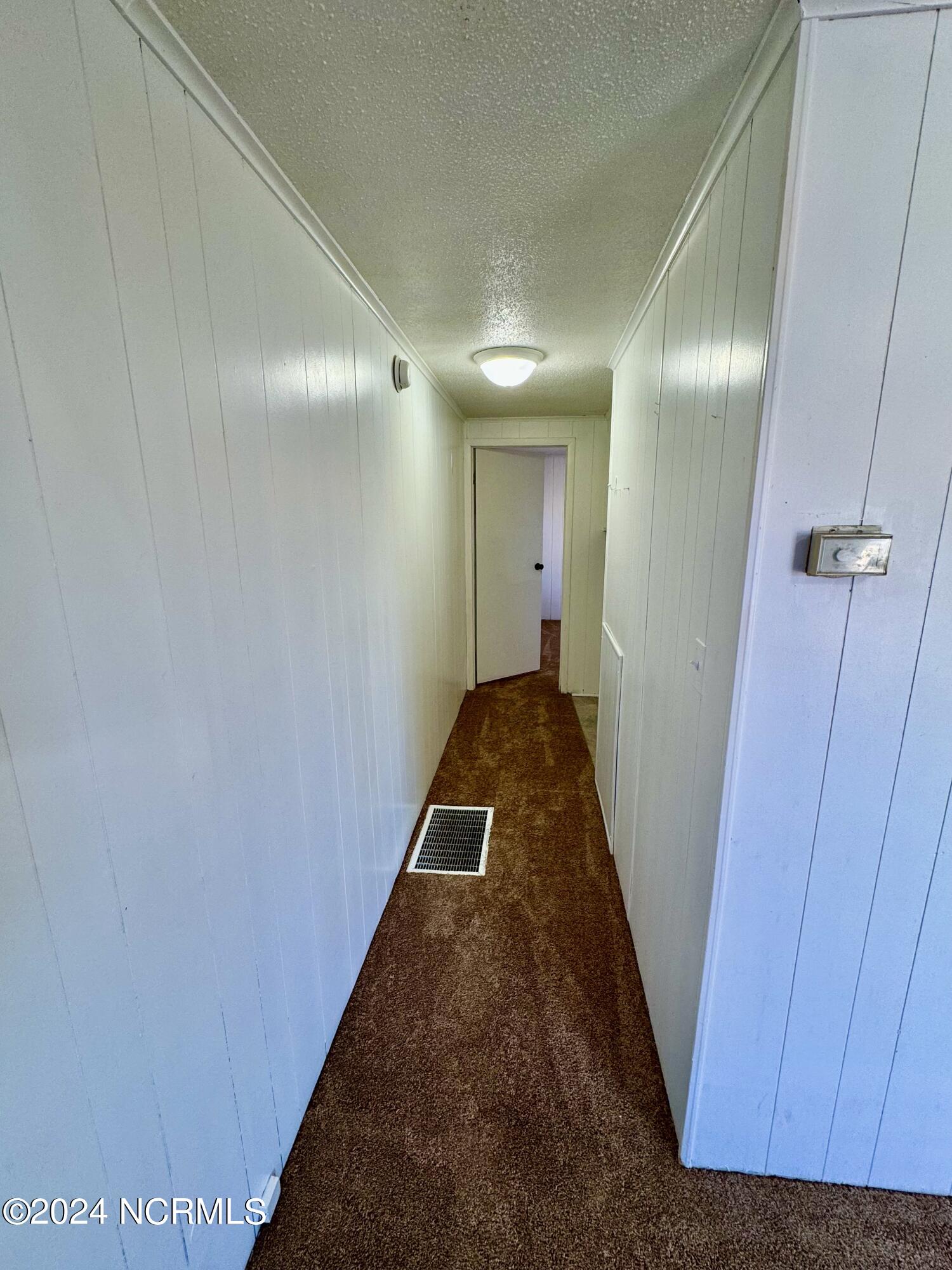 1504 Iris Circle, Unit D Greenville, NC 27858 - Photo 4 of 7 IMG_1538