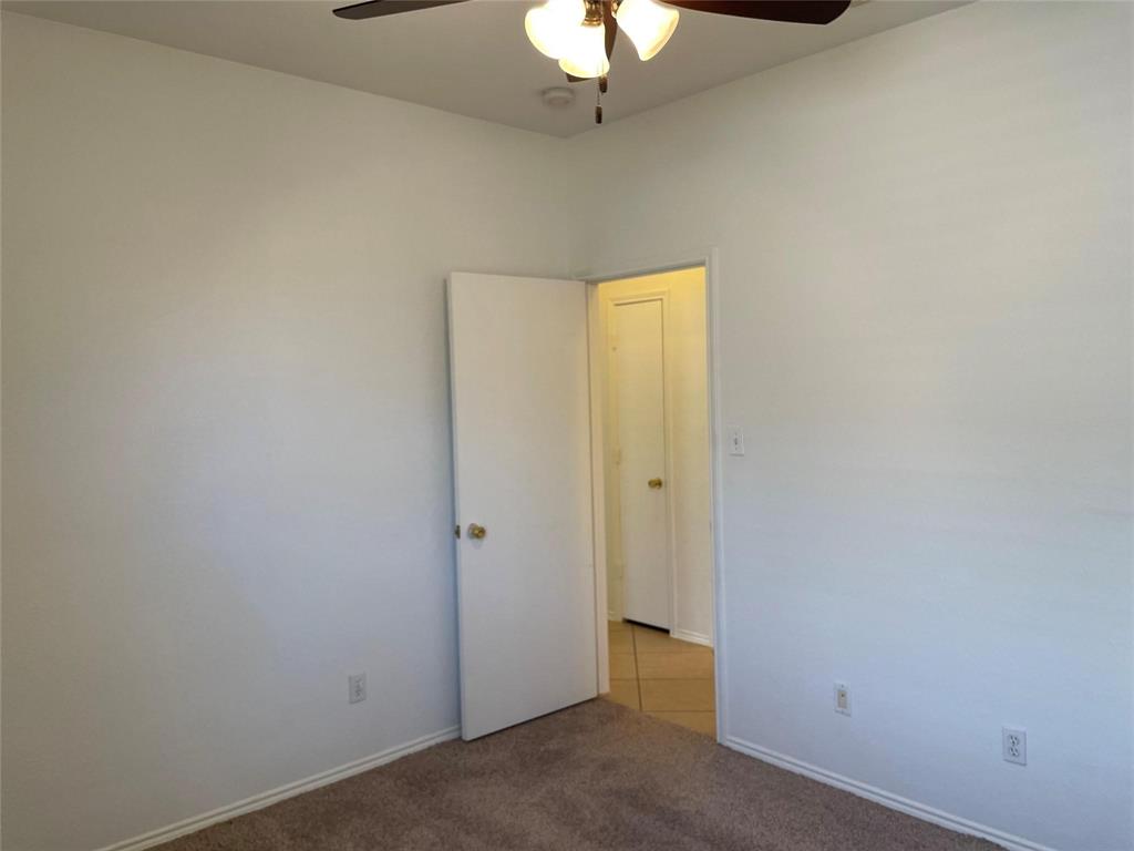 4432 Park Creek Court Fort Worth, TX 76137 - Photo 14 of 25