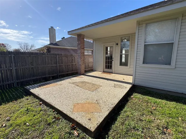 $2,100 | 4432 Park Creek Court, Fort Worth, TX 76137