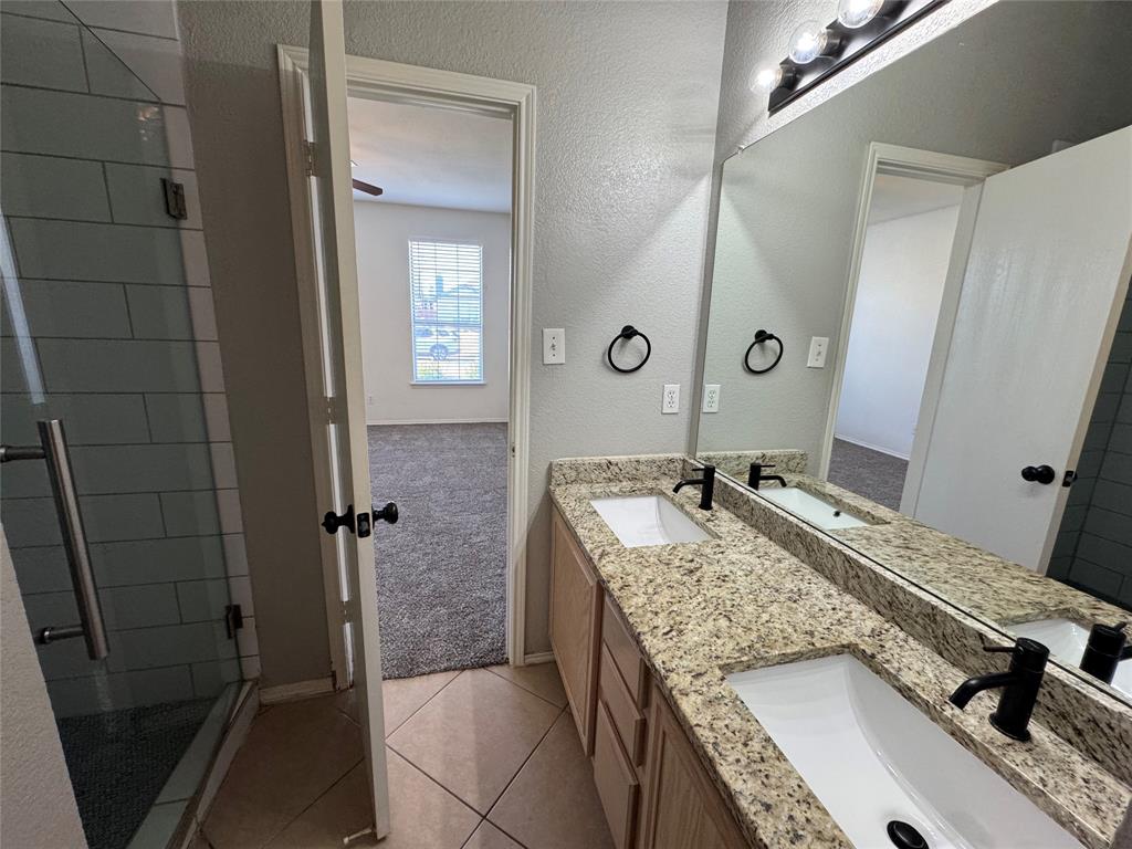 4432 Park Creek Court Fort Worth, TX 76137 - Photo 6 of 25