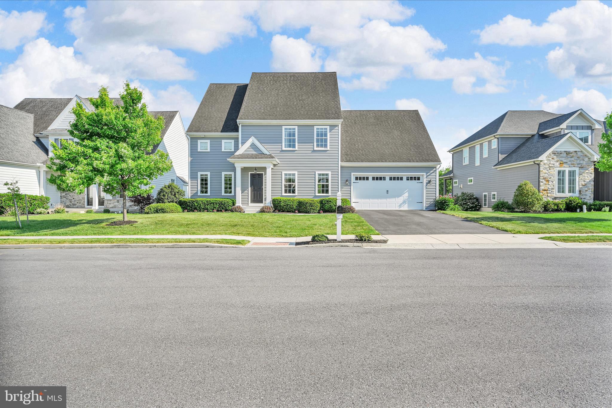 678 Integrity Drive Lititz, PA 17543 - Photo 51 of 51 front view of a house next to a yard
