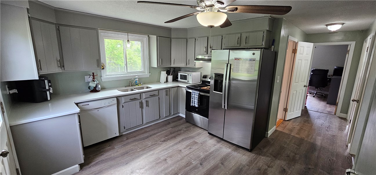 68 N Road Burrillville, RI 02859 - Photo 8 of 28