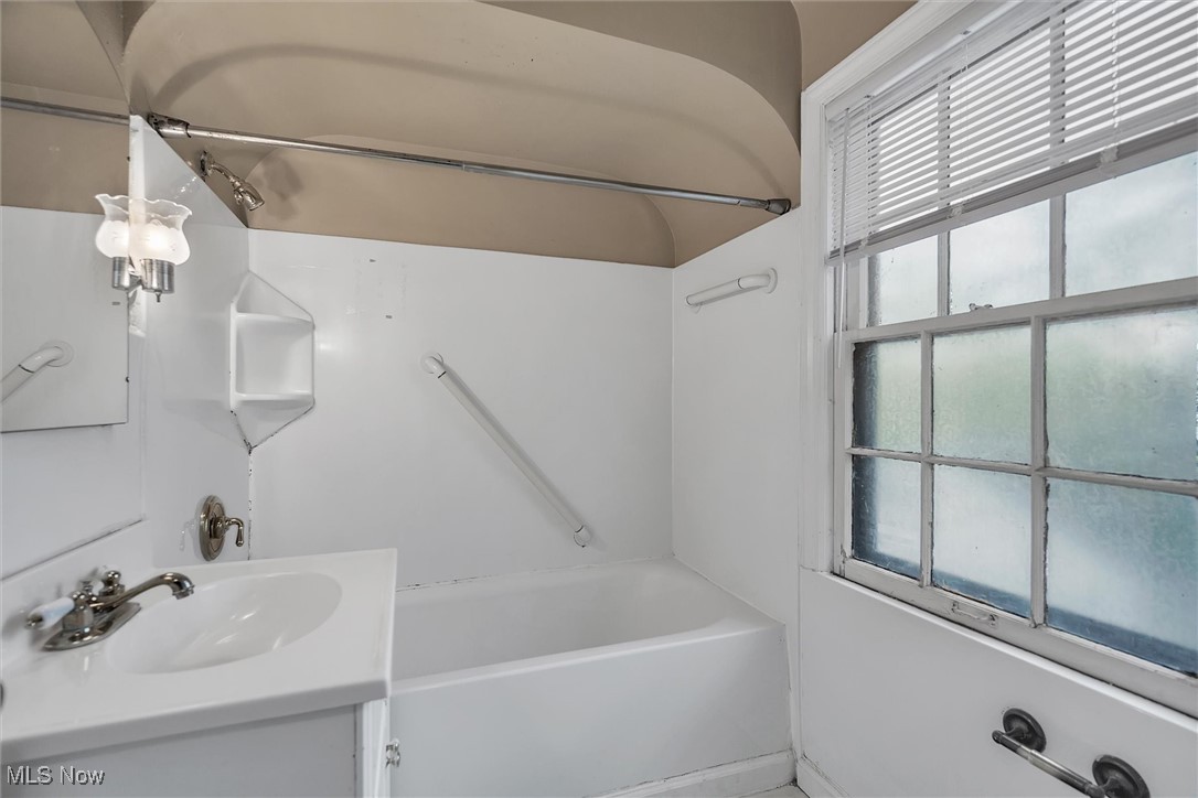3559 Berkeley Road Cleveland Heights, OH 44118 - Photo 15 of 24