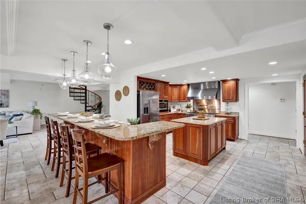 $498,500 | 606 West Riverside Drive, Jeffersonville, IN 47130