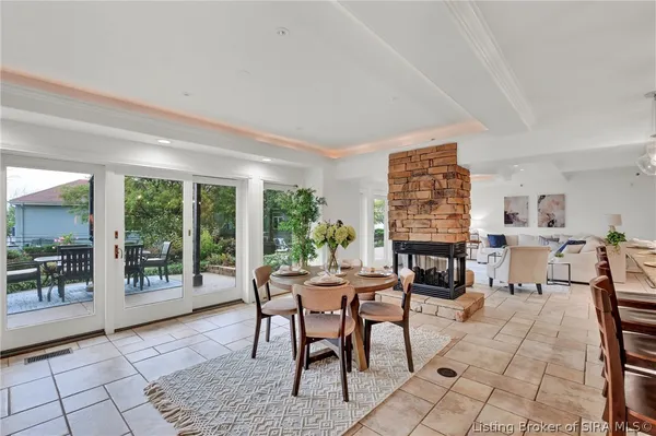 $498,500 | 606 West Riverside Drive, Jeffersonville, IN 47130