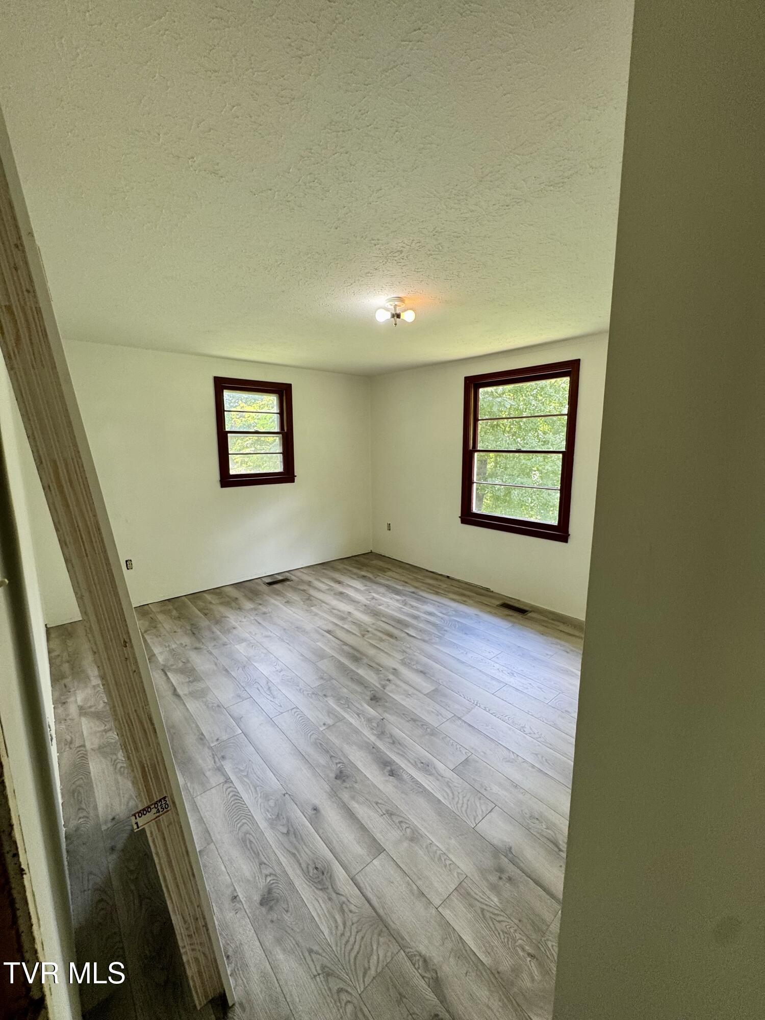 134 Honeycutt Road Unicoi, TN 37692 - Photo 15 of 20 IMG_4414