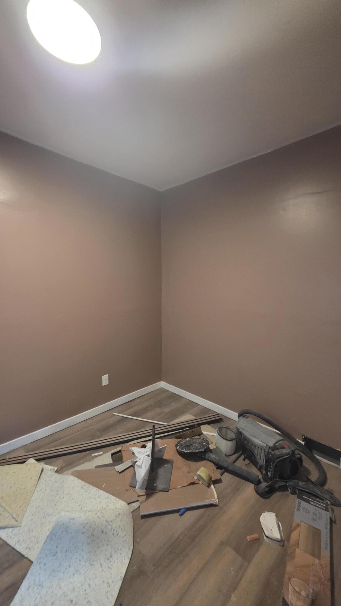 207 North Rath Avenue Ludington, MI 49431 - Photo 11 of 17 20250915_115803