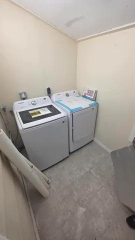 $200,000 | 207 North Rath Avenue, Ludington, MI 49431