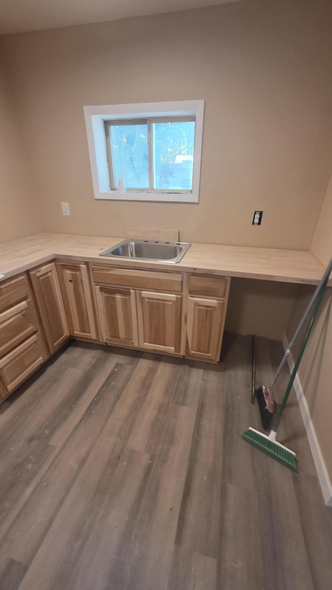 207 North Rath Avenue Ludington, MI 49431 - Photo 14 of 17 20250915_115727