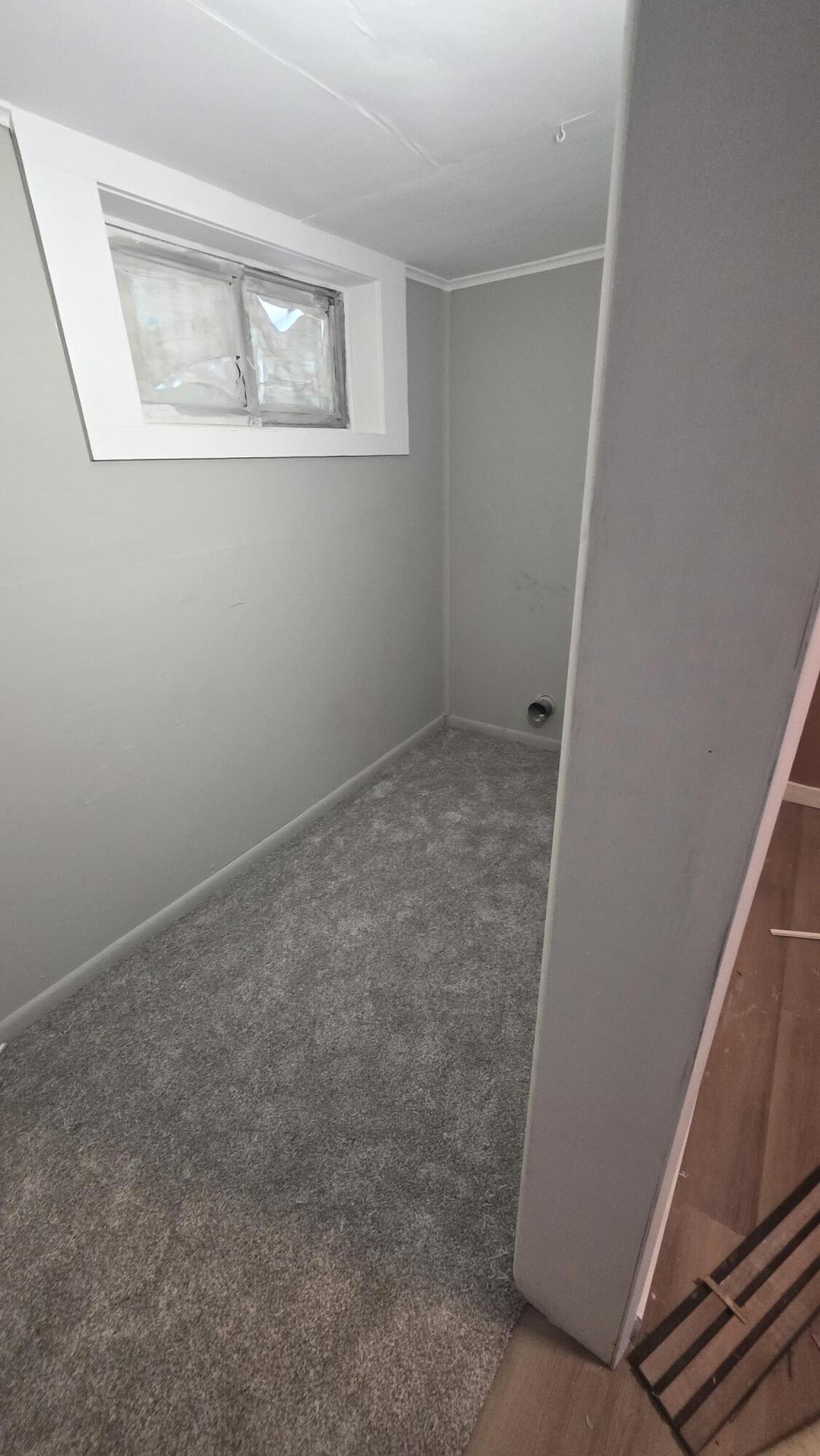 207 North Rath Avenue Ludington, MI 49431 - Photo 10 of 17 20250915_115811