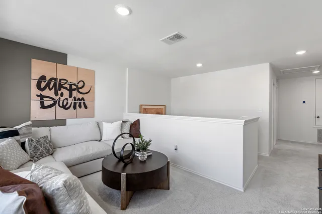 $343,270 | 421 Raven Row, Marion, TX 78124