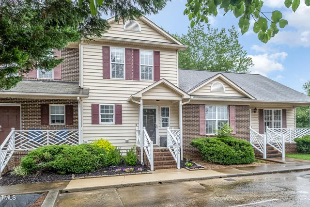 $257,999 | 932 South 5th Street, Mebane, NC 27302