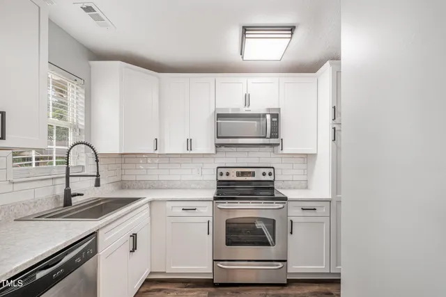 $257,999 | 932 South 5th Street, Mebane, NC 27302