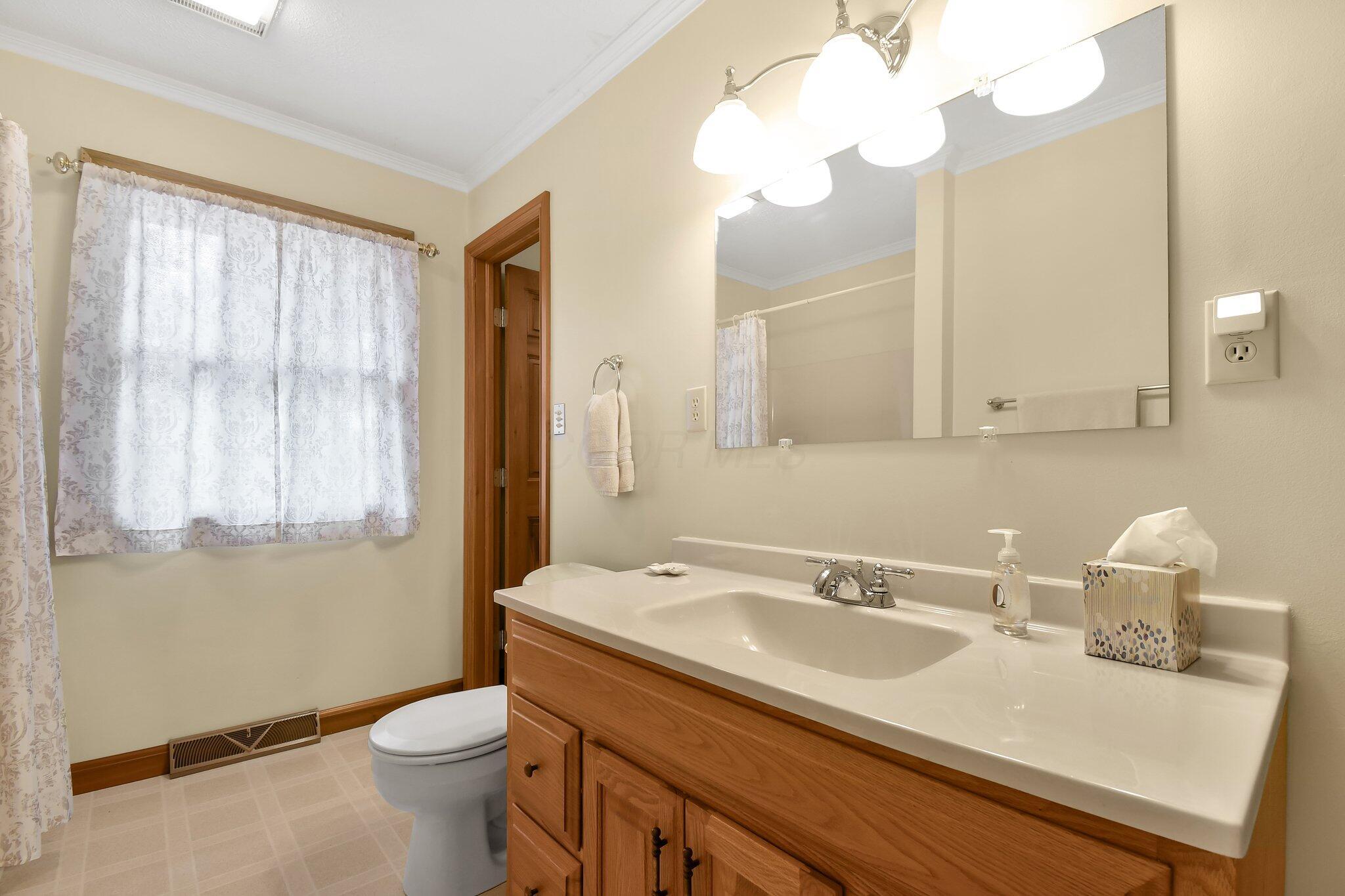 11065 Upper Gilchrist Road Mount Vernon, OH 43050 - Photo 14 of 50 17-web-or-mls-11065-upper-gilchrist-rd