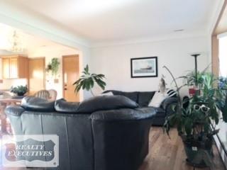 38000 Pointe Rosa Street Harrison Township, MI 48045 - Photo 10 of 20 31303885-9.JPG