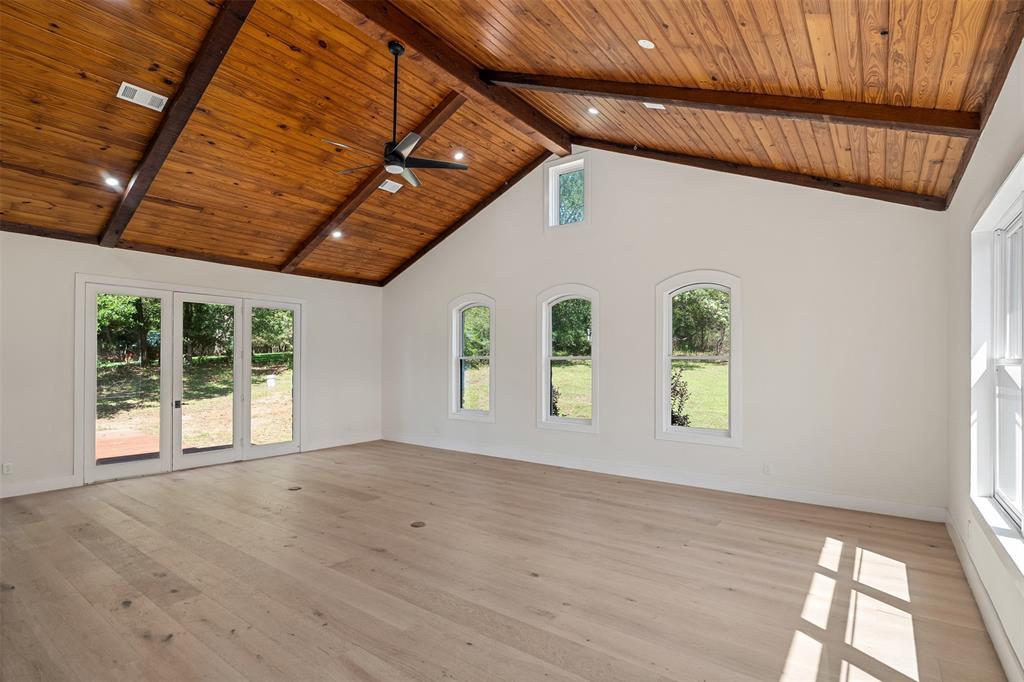 14354 Ridge Lane Malakoff, TX 75148 - Photo 18 of 40 a view of an empty room with a window