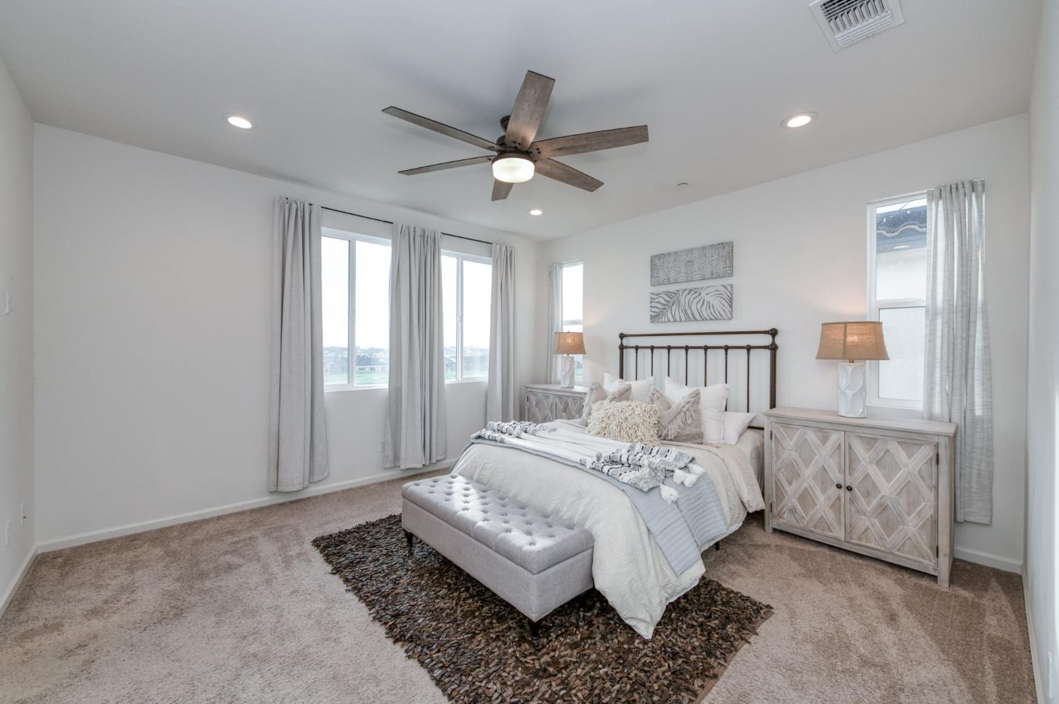 4236 Hillside Road Madera, CA 93636 - Photo 12 of 43