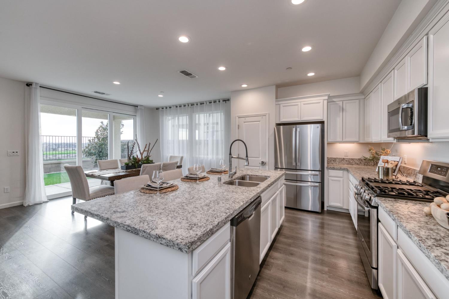 4236 Hillside Road Madera, CA 93636 - Photo 25 of 43