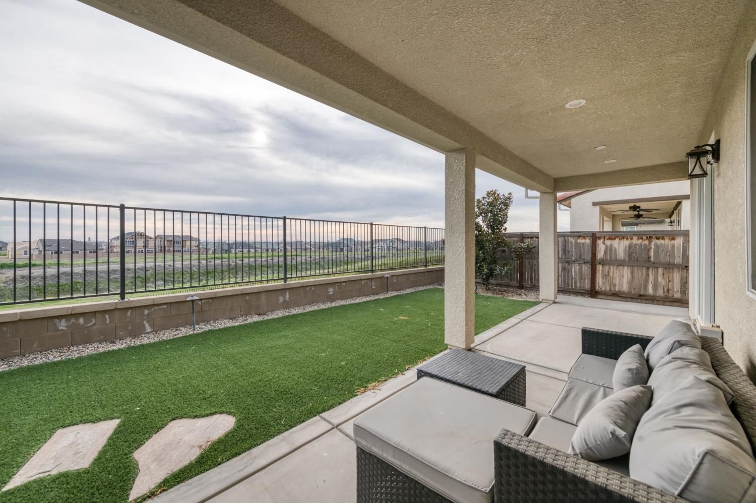 4236 Hillside Road Madera, CA 93636 - Photo 42 of 43