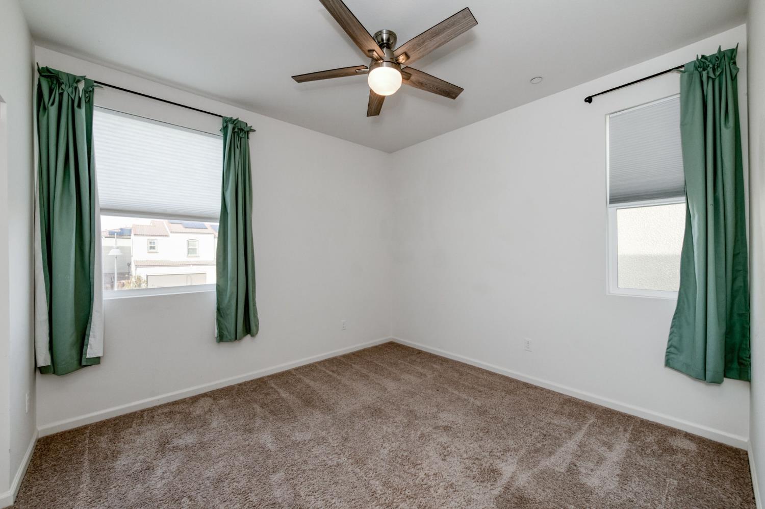 4236 Hillside Road Madera, CA 93636 - Photo 8 of 43