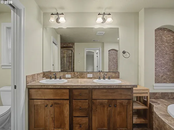 $695,000 | 39576 Trillium Street, Sandy, OR 97055