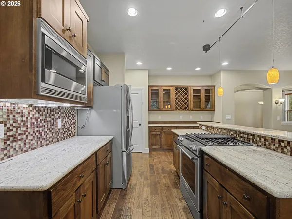 $695,000 | 39576 Trillium Street, Sandy, OR 97055