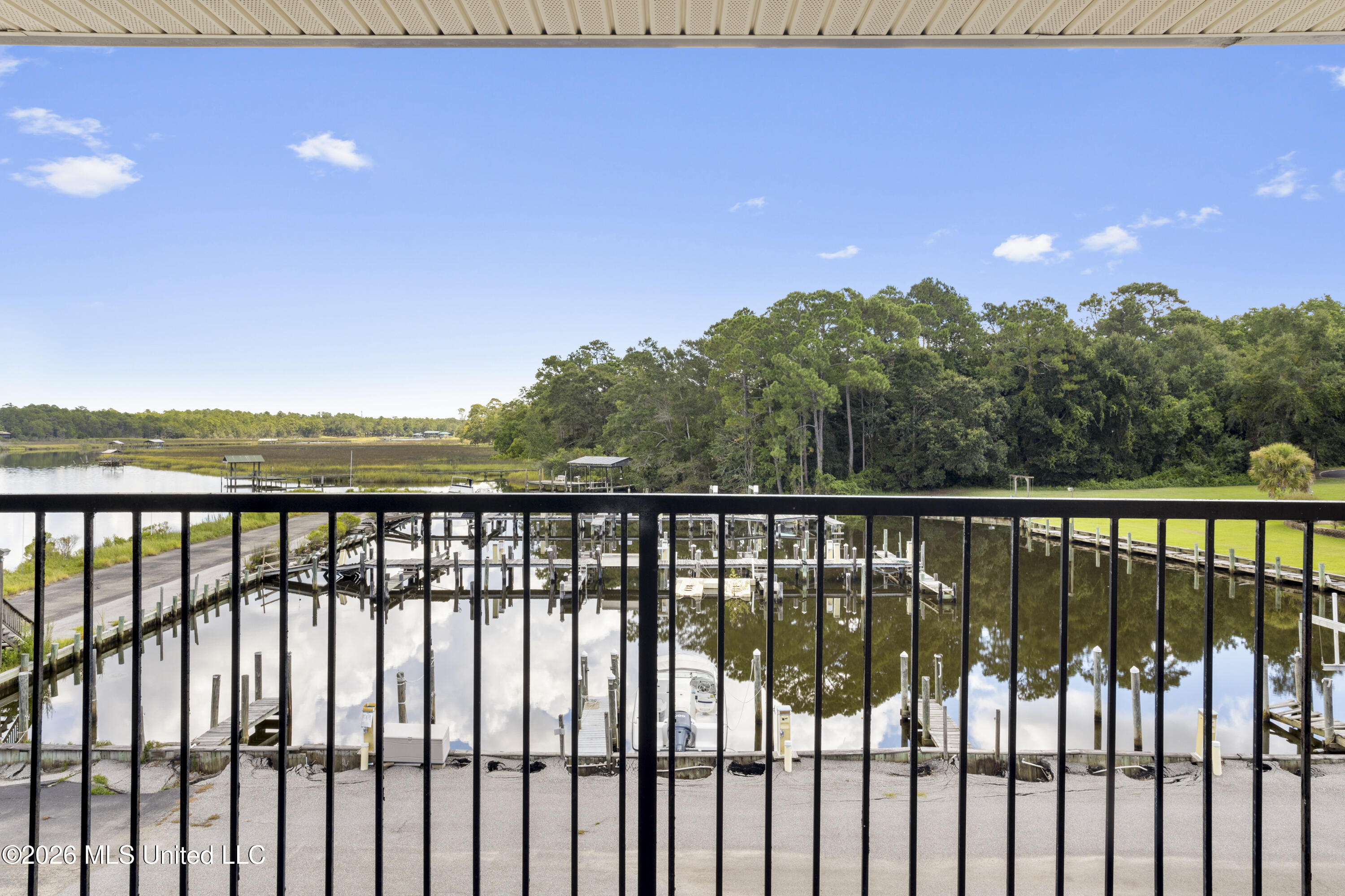 3230 Cumberland Road, Unit 209 Ocean Springs, MS 39564 - Photo 5 of 30 Marina