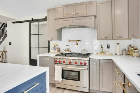 $1,999,000 | 25 Quintree Lane, Melville, NY 11747