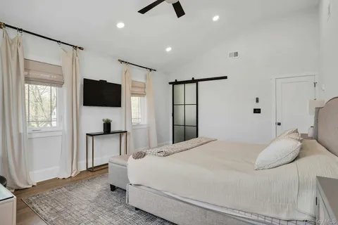 $1,999,000 | 25 Quintree Lane, Melville, NY 11747