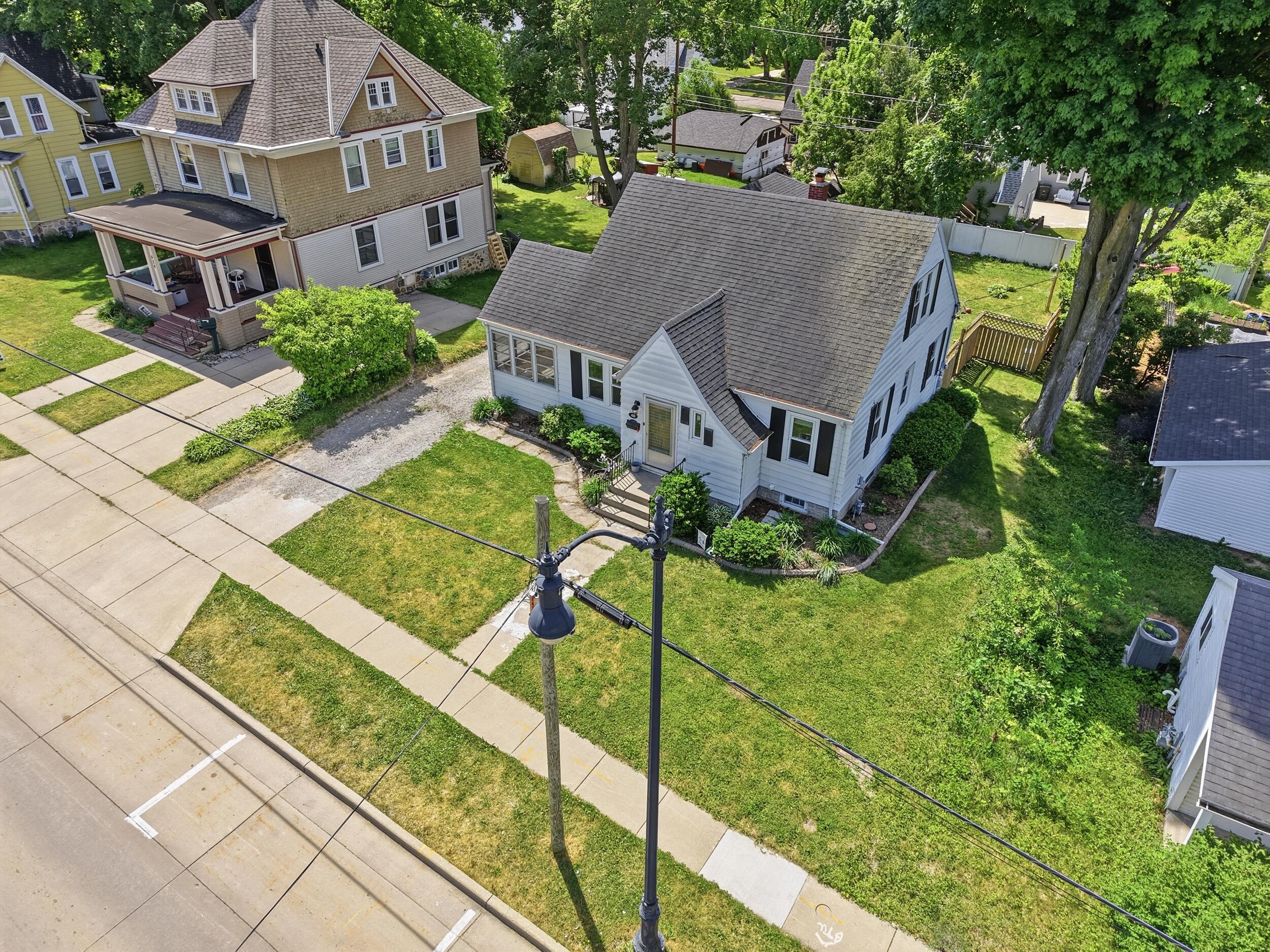 418 East Racine Street Jefferson, WI 53549 - Photo 31 of 34 drone shot