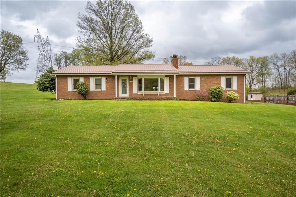 113 Grange Road Beaver Falls, PA 15010 - Photo 1 of 25