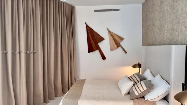 $45,000 | 300 Biscayne Blvd Way, Unit 2601E, Miami, FL 33131