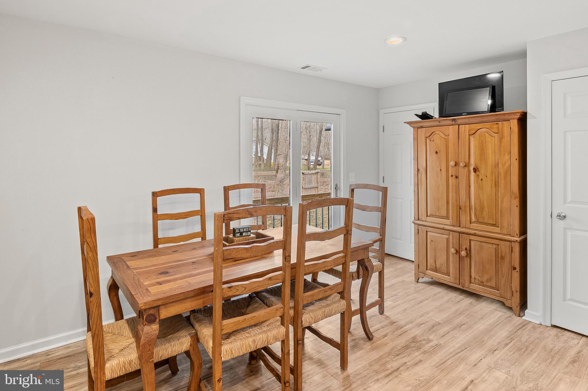 5610 Deale Churchton Road Churchton, MD 20733 - Photo 11 of 24