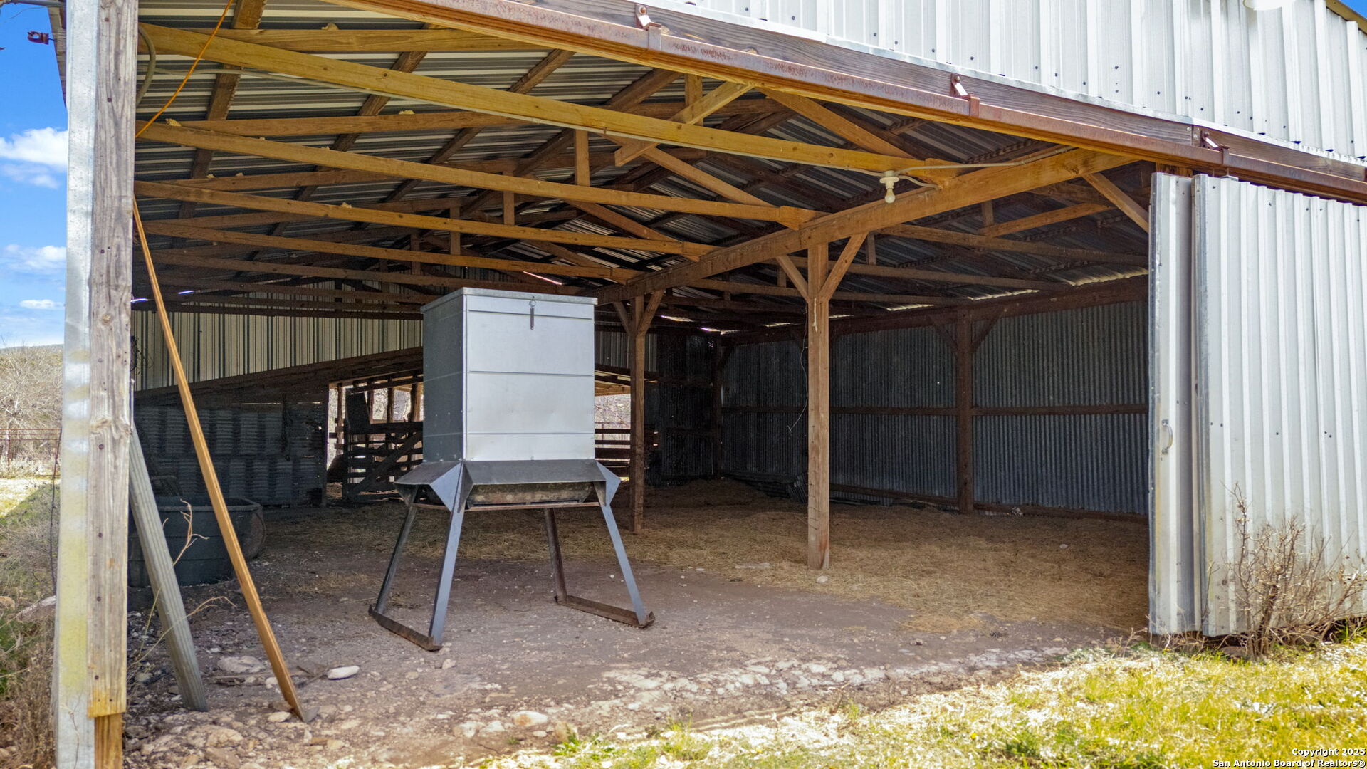 3584 Privilege Creek Road Pipe Creek, TX 78063 - Photo 33 of 66 a view of an outdoor space
