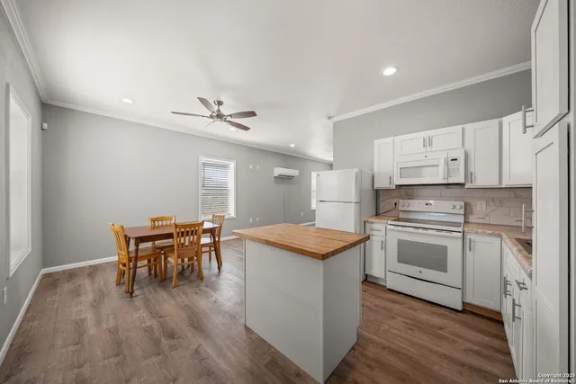 $2,200,000 | 3584 Privilege Creek Road, Pipe Creek, TX 78063