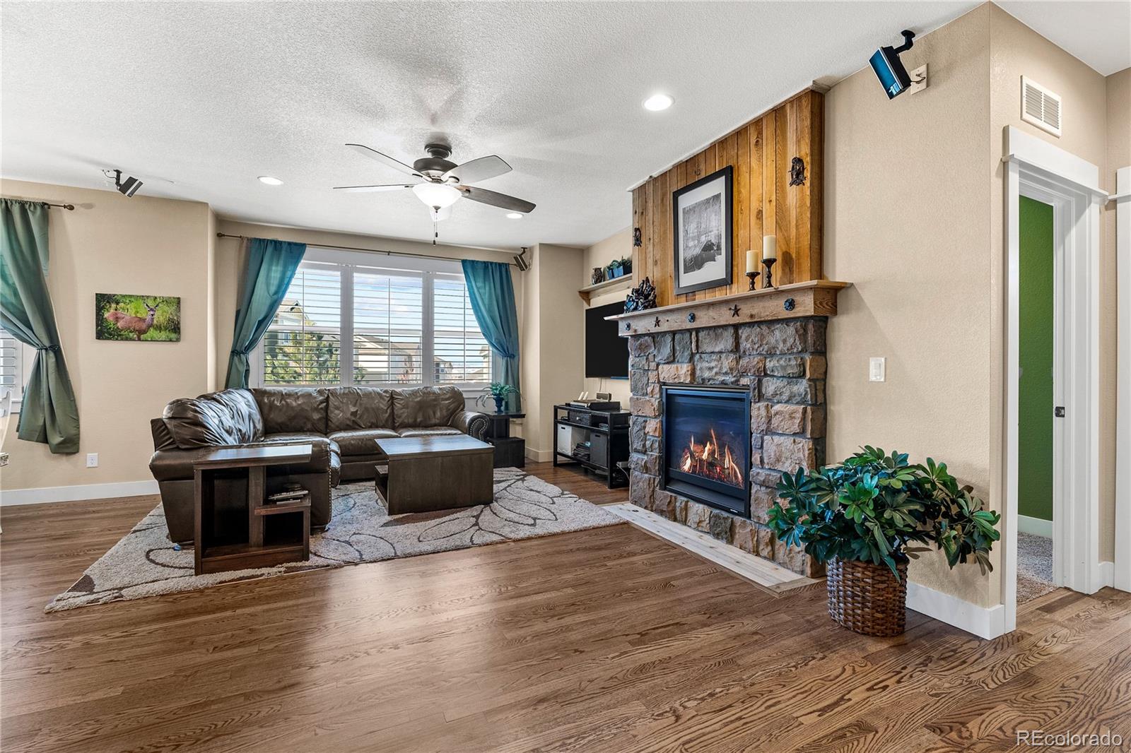 20528 East Shady Ridge Road Parker, CO 80134 - Photo 8 of 40 Gallery Image 8
